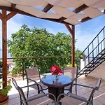 Katia Hotel 2*