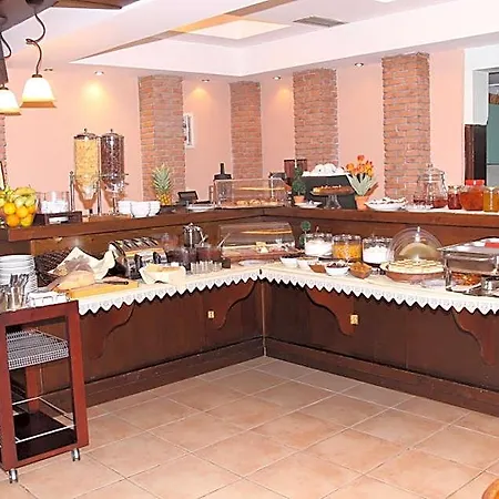 Katia Hotel 2*